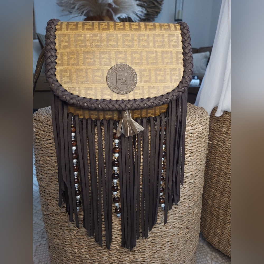 🔥SOLD🔥Authentic Fendi Boho Fringe Handbag louis vuitton boho bag - Picture 5 of 16